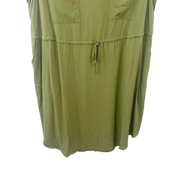 Torrid Green Lightweight Sleeveless Dress with Chain Detail at Neck Plus Size 2X - Picture 4 of 8